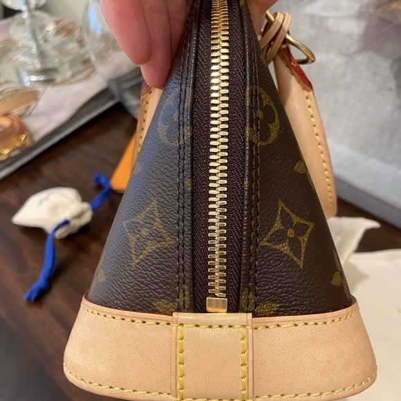SOLD OUT”””Authentic Louis Vuitton Alma bb - Picture 6 of 10